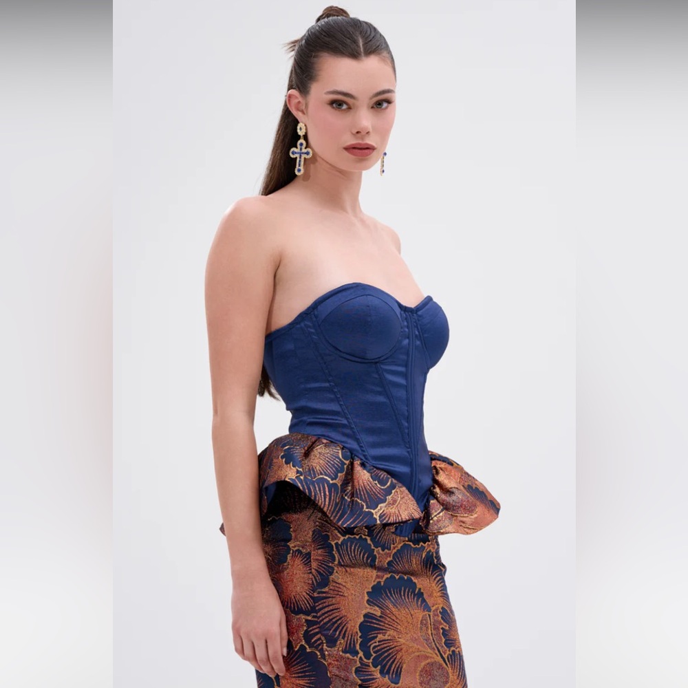 AKIRA Lady Lux Brocade Corset Top & Bubble Hem Midi Skirt Set - Picture 5 of 14